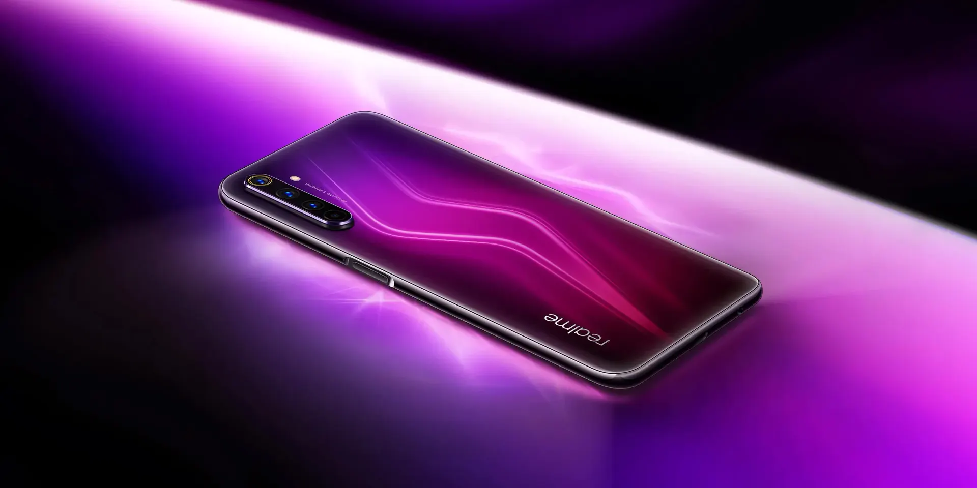 Хитовый среднебюджетник Realme можно урвать по отличной цене. Подсказываем, как это сделать