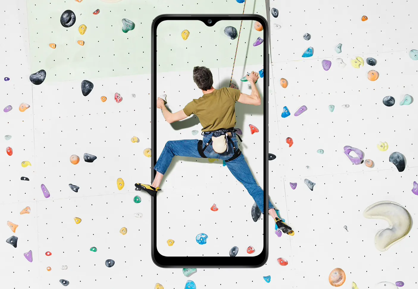 В России вышел достойный бюджетник Samsung Galaxy A12. Его уже можно взять дешевле