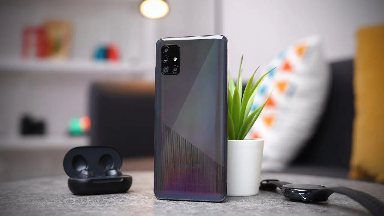 Samsung Galaxy A51 сливают по лучшей цене в МТС. Последний шанс взять аппарат по крутому прайсу