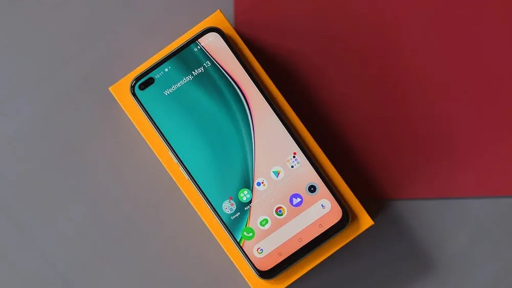 Realme X3 SuperZoom доступен по рекордно низкой цене. Это дешевый и продвинутый флагман