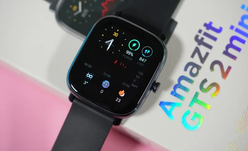 Новые смарт-часы Amazfit продают с пухлой скидкой. Это один из самых доступных клонов Apple Watch