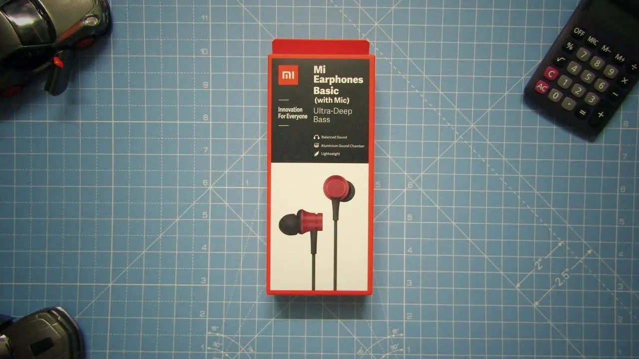 У Xiaomi есть ультрапопулярные наушники, которыми компания очень гордится. Они стоят меньше 10 долларов