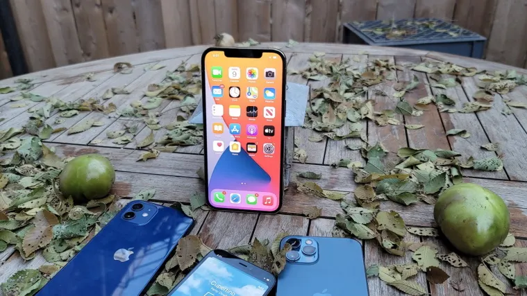 Лучший iPhone 12 Pro уже отдают со скидкой. Объясняем все преимущества модели
