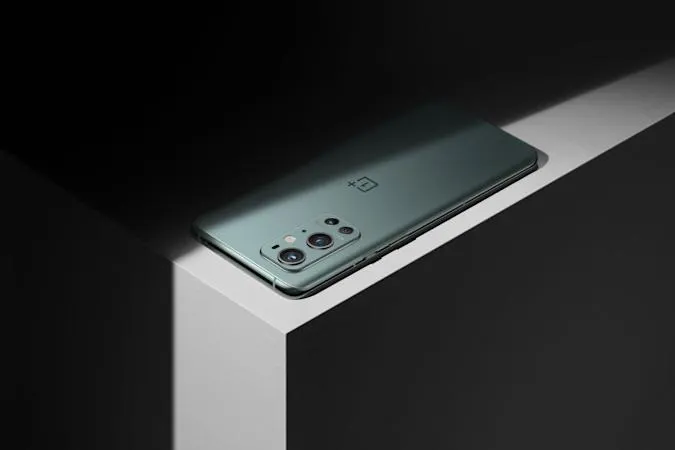 Представлен OnePlus 9 Pro. У него потрясающий дисплей и крутая камера