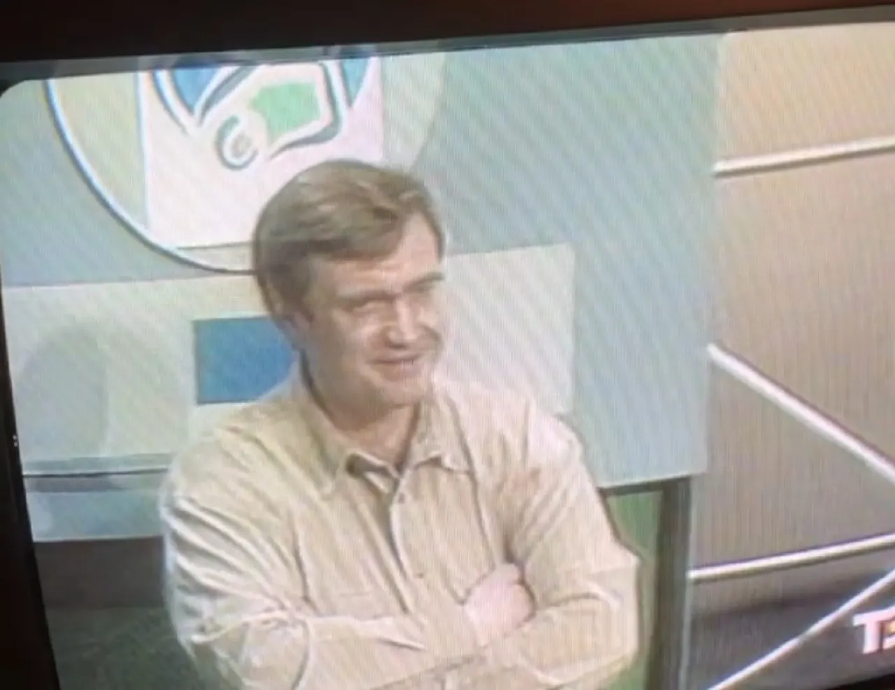 Виктор Гусев выложил видео первого появления Юрия Розанова на ТВ. Это футбольная викторина на ОРТ