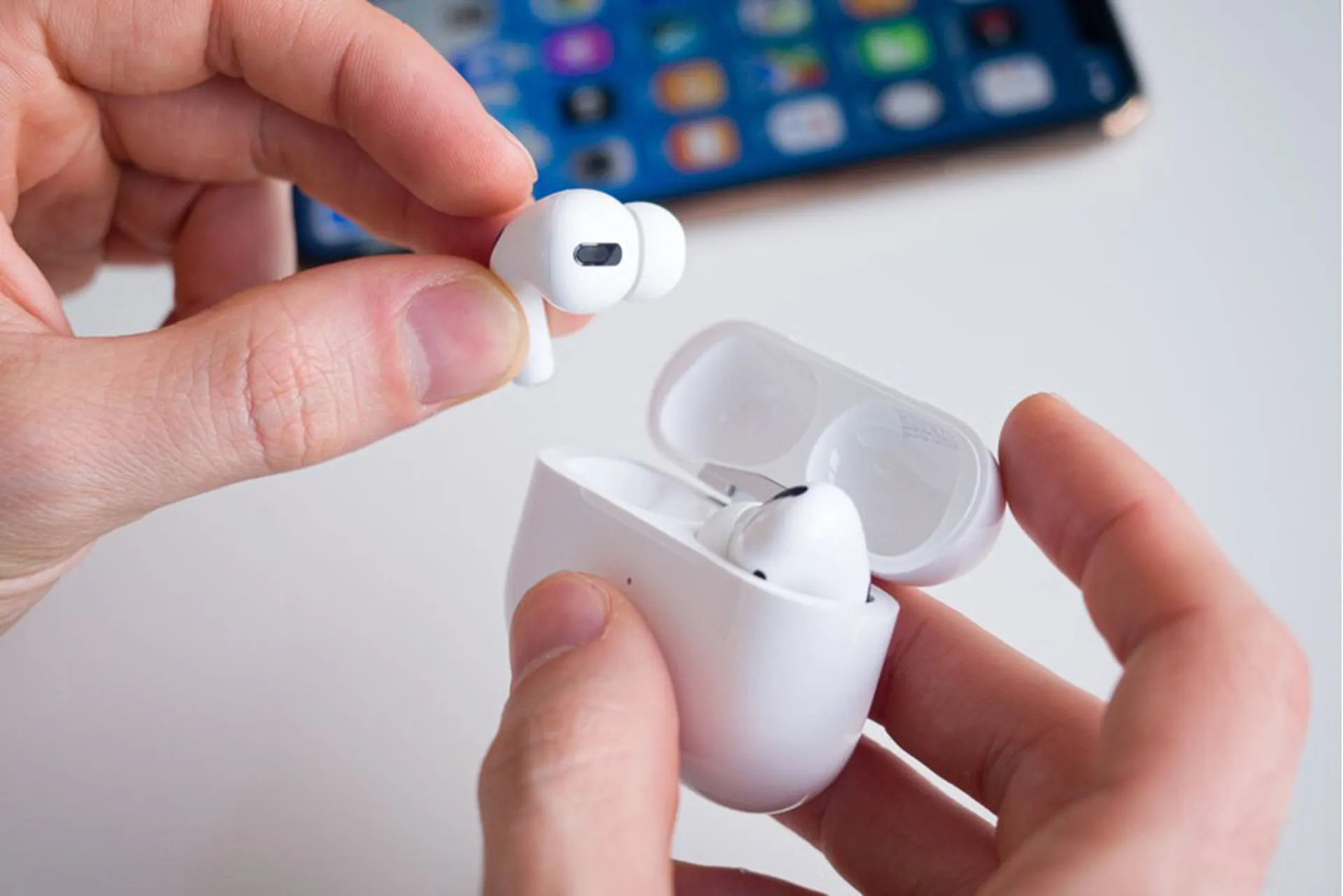 У нас есть дизайн AirPods 3. На что они похожи, сколько будут стоить и когда выйдут?