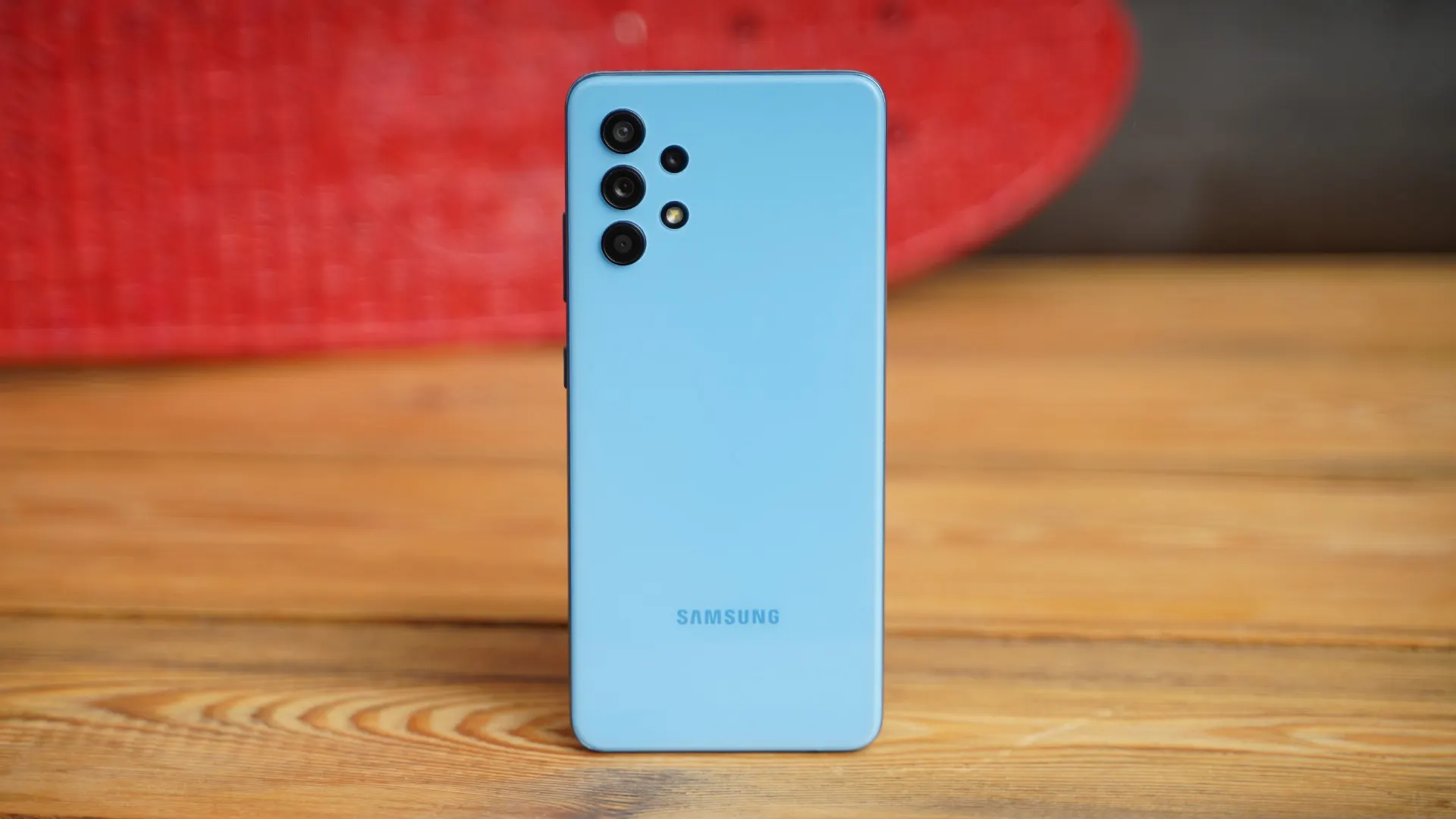 Новый Samsung Galaxy, хит на чистом Android и другие девайсы. Лучшие смартфoны до 20 тысяч рублей в 2021 году