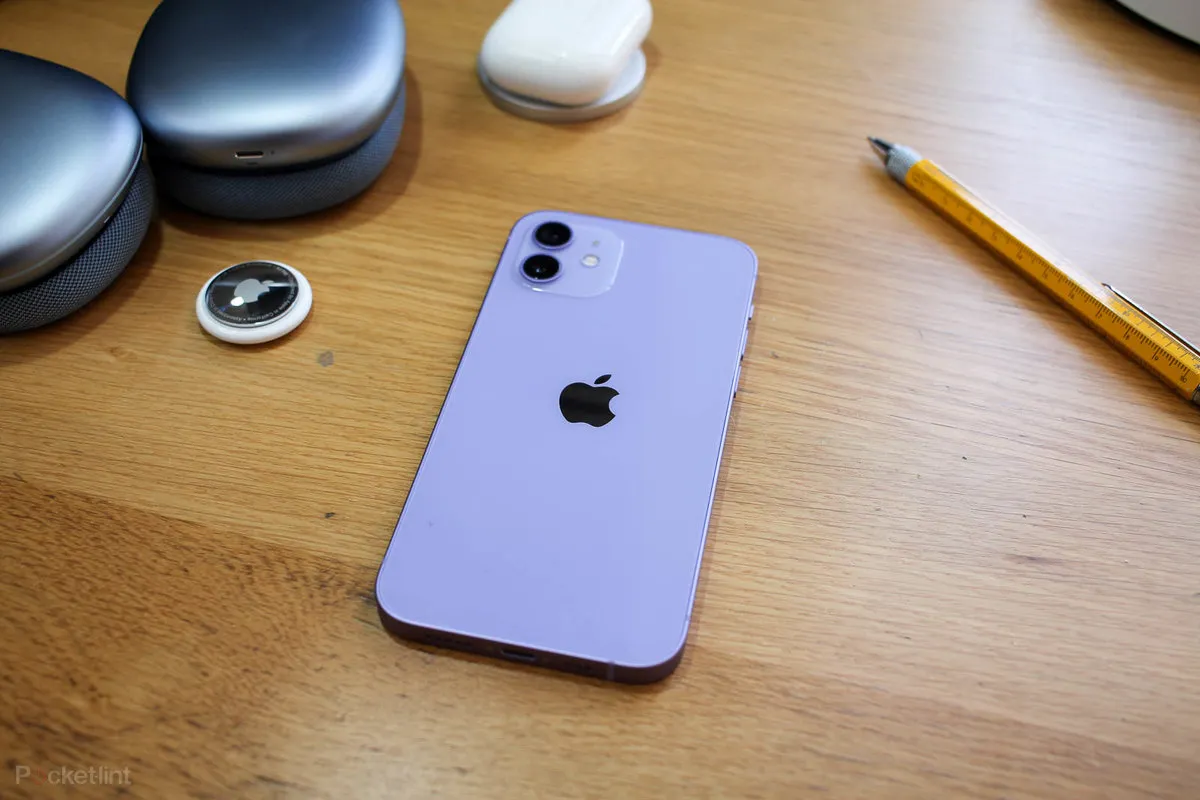 iPhone 12 – самый выгодный девайс бренда. Но что брать, если он не подходит?