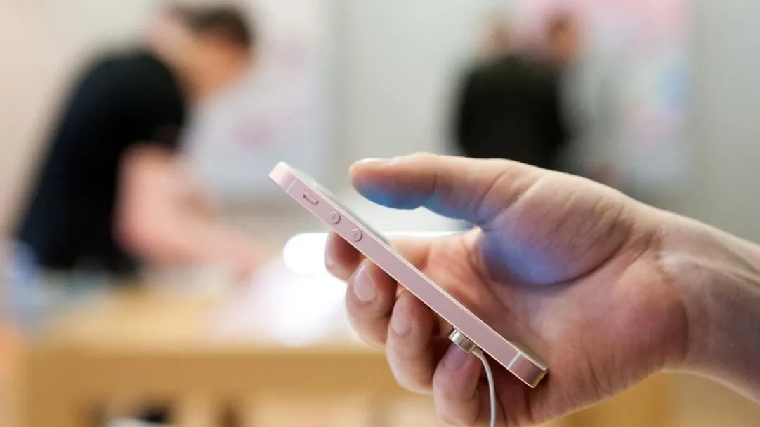 Телефоны в России точно подорожают. Но есть и хорошие новости