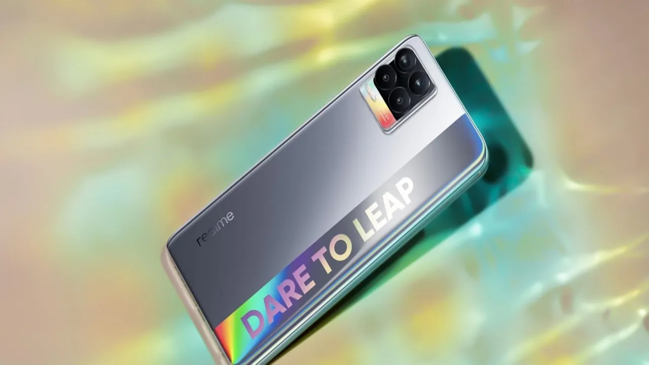 Скоро стартуют продажи нового хита Realme. Стоит ли хватать девайс?