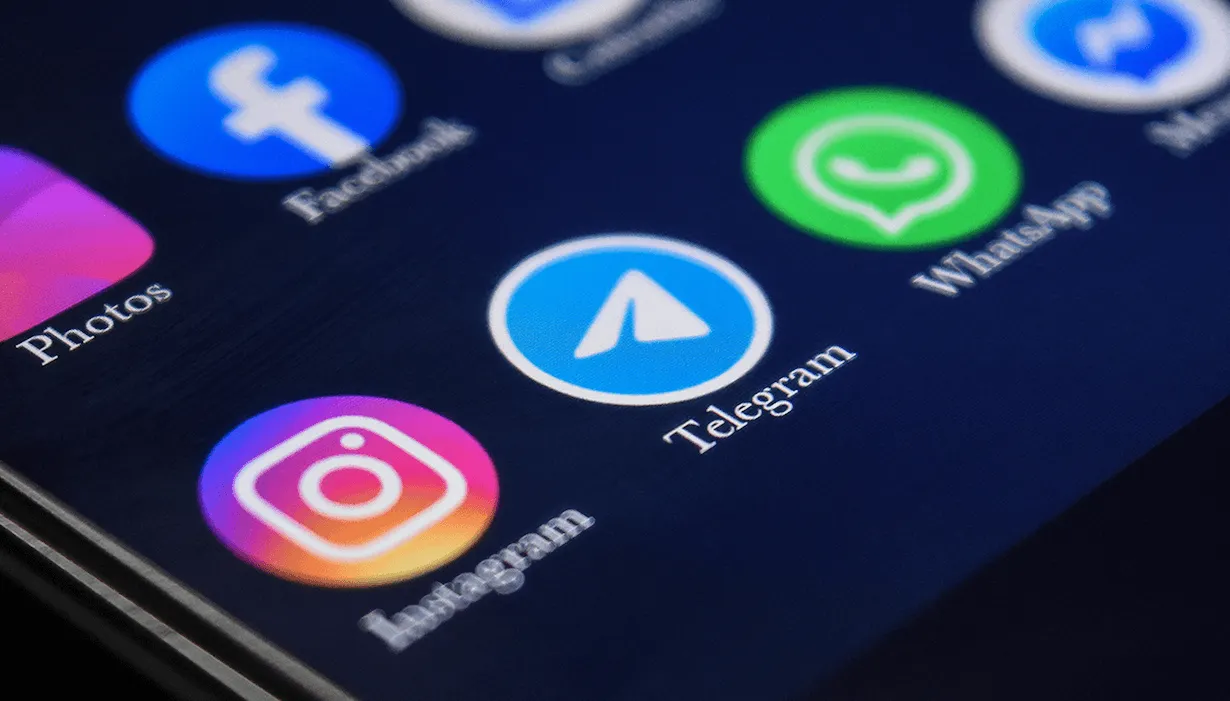 Павел Дуров выпустил пиратский Telegram. Чем он отличается от обычного?