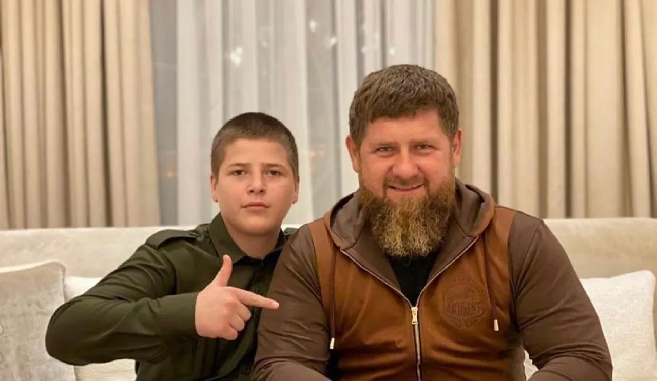Рамзан Кадыров уйдет с поста президента Чечни. Но сначала его 13-летний сын должен проиграть блогеру в ринге