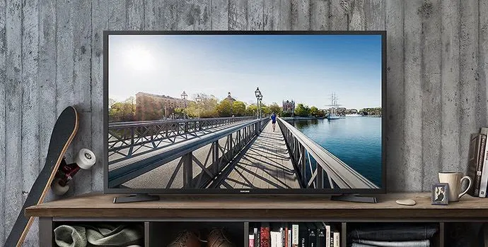 Этот телевизор Samsung теперь стоит неприлично дешево. Но надо ли его брать?