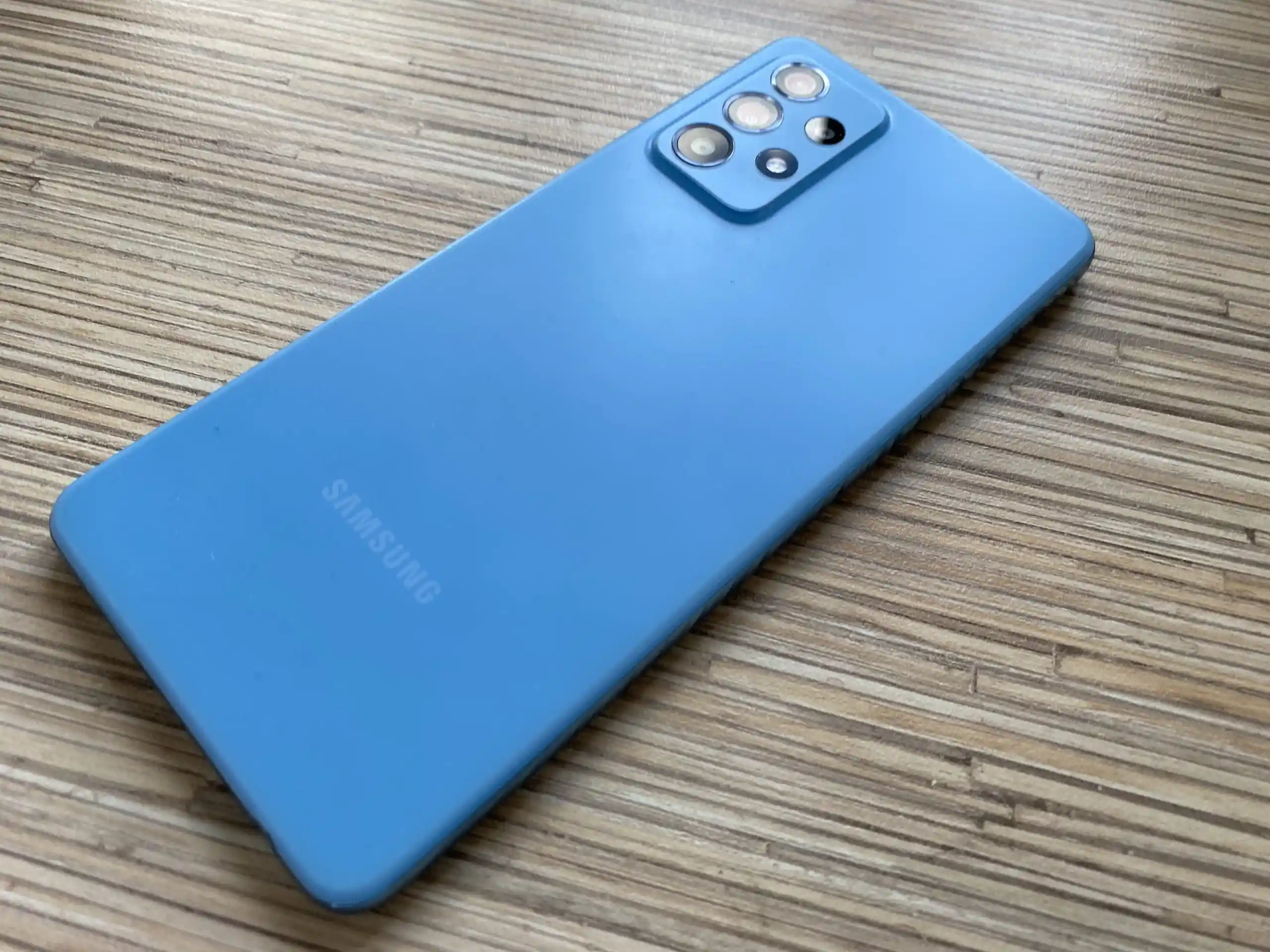 Неделя с Samsung Galaxy A52. Здесь – 3 впечатления и ответ на главный вопрос
