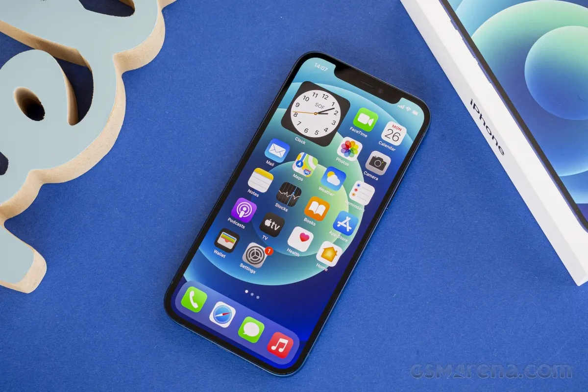 Забираем iPhone 12 с бесконечной памятью по лучшей цене в истории. Раньше такой огромной скидки не было никогда