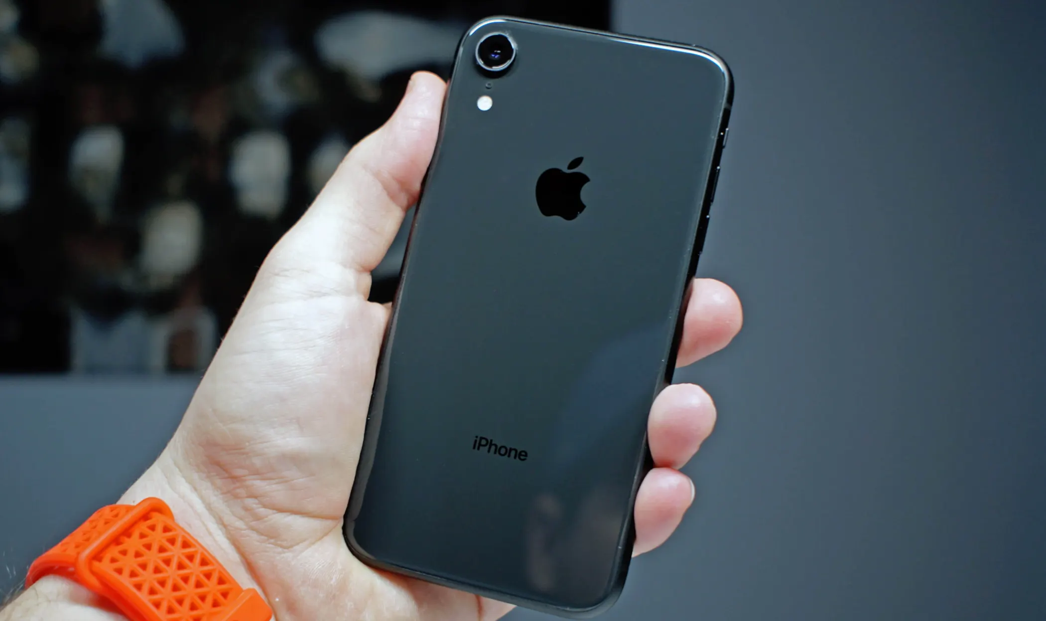 iPhone XR стал одним из самых быстрых девайсов компании. Как так вышло?
