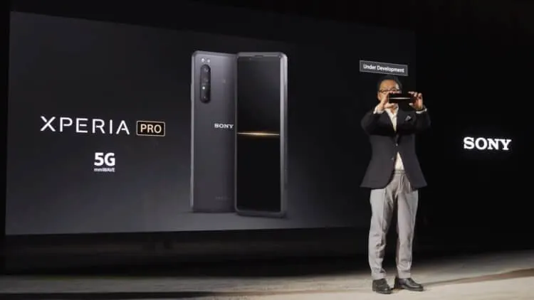 Sony Xperia Pro появился в Европе. Цена может довести до очень громкого хохота