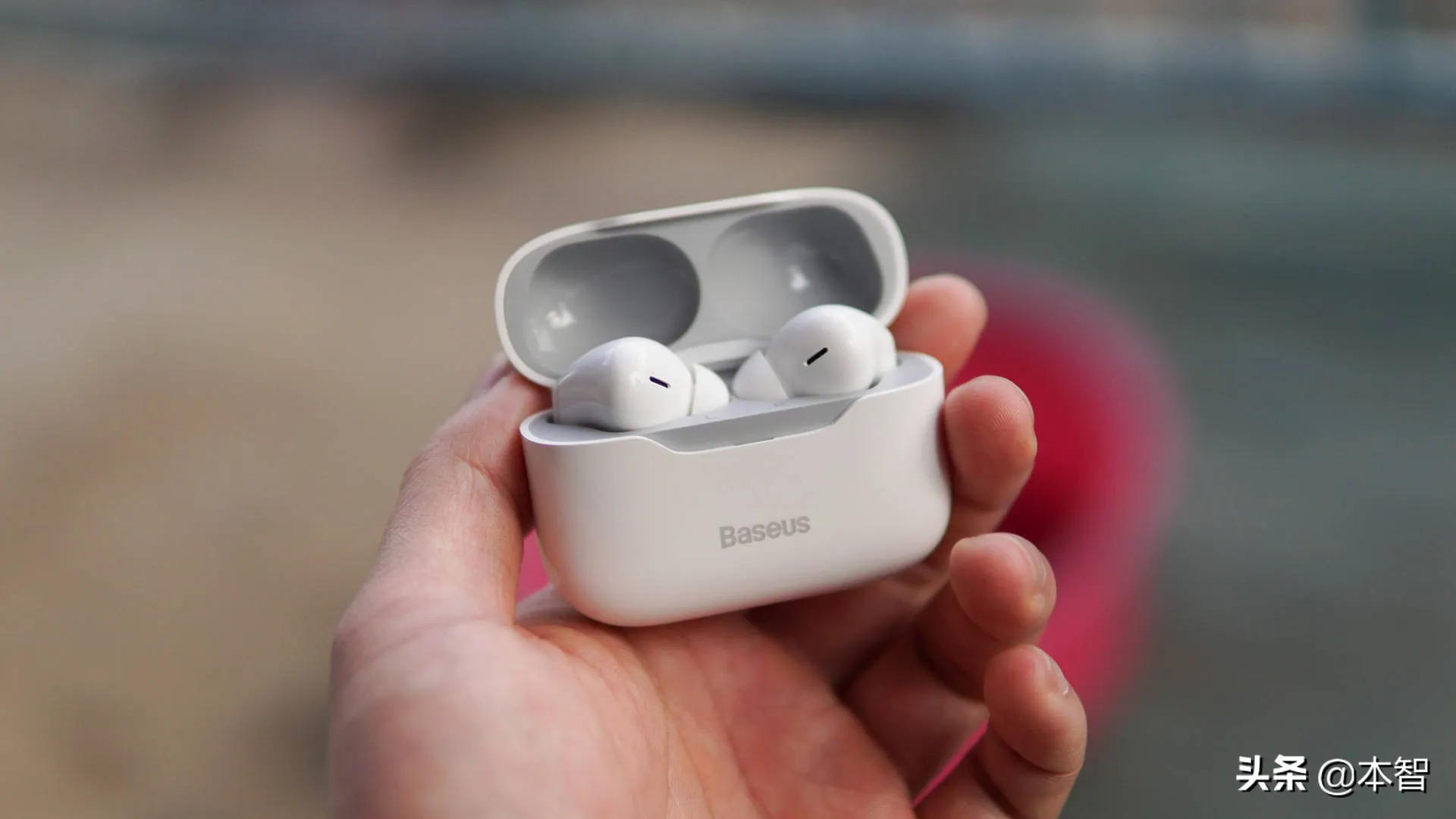Клон AirPods Pro и другие самые выгодные товары с распродажи Али. Цены — лучшие в истории