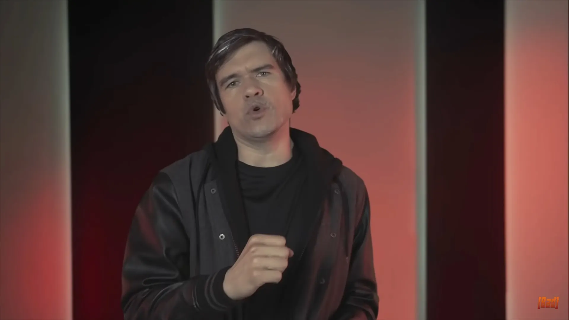 Алексей Пивоваров из «Редакции» вызвал BadComedian на дебаты. Все из-за обзора на фильм «Зоя»