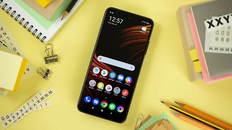 Самый дешевый Xiaomi, который можно брать. Что это за модель и чем она лучше конкурентов?