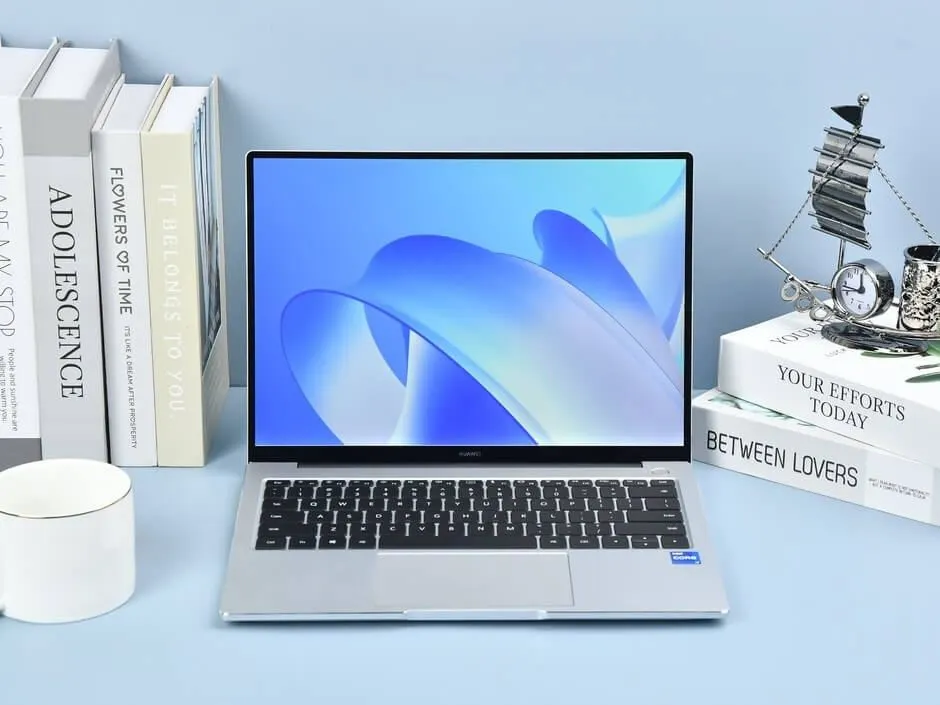 Флагманские ноутбуки Huawei MateBook 14 и MateBook X Pro приехали в Россию. Чем они так хороши и какие дают подарки?
