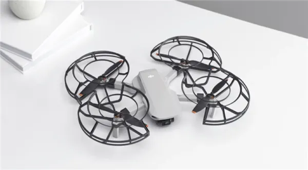 DJI Mini SE — новый ультрадоступный дрон. Сколько стоит и что умеет?
