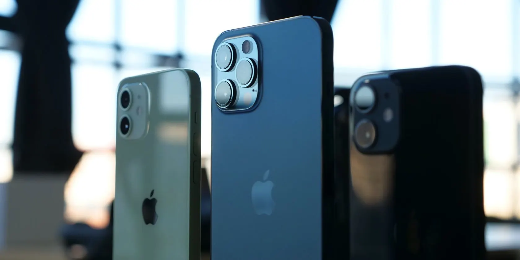 МТС распродает iPhone перед выходом нового поколения. Здесь – огромные скидки на все свежие модели