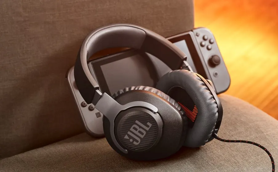 JBL Quantum 100 сливают на AliExpress за тысячу рублей. Шикарный аксессуар для геймеров и не только