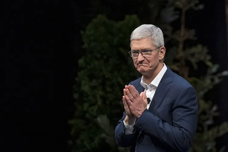 Когда Тим Кук уйдет из Apple? У босса есть мечта – закончить работу над секретным гаджетом