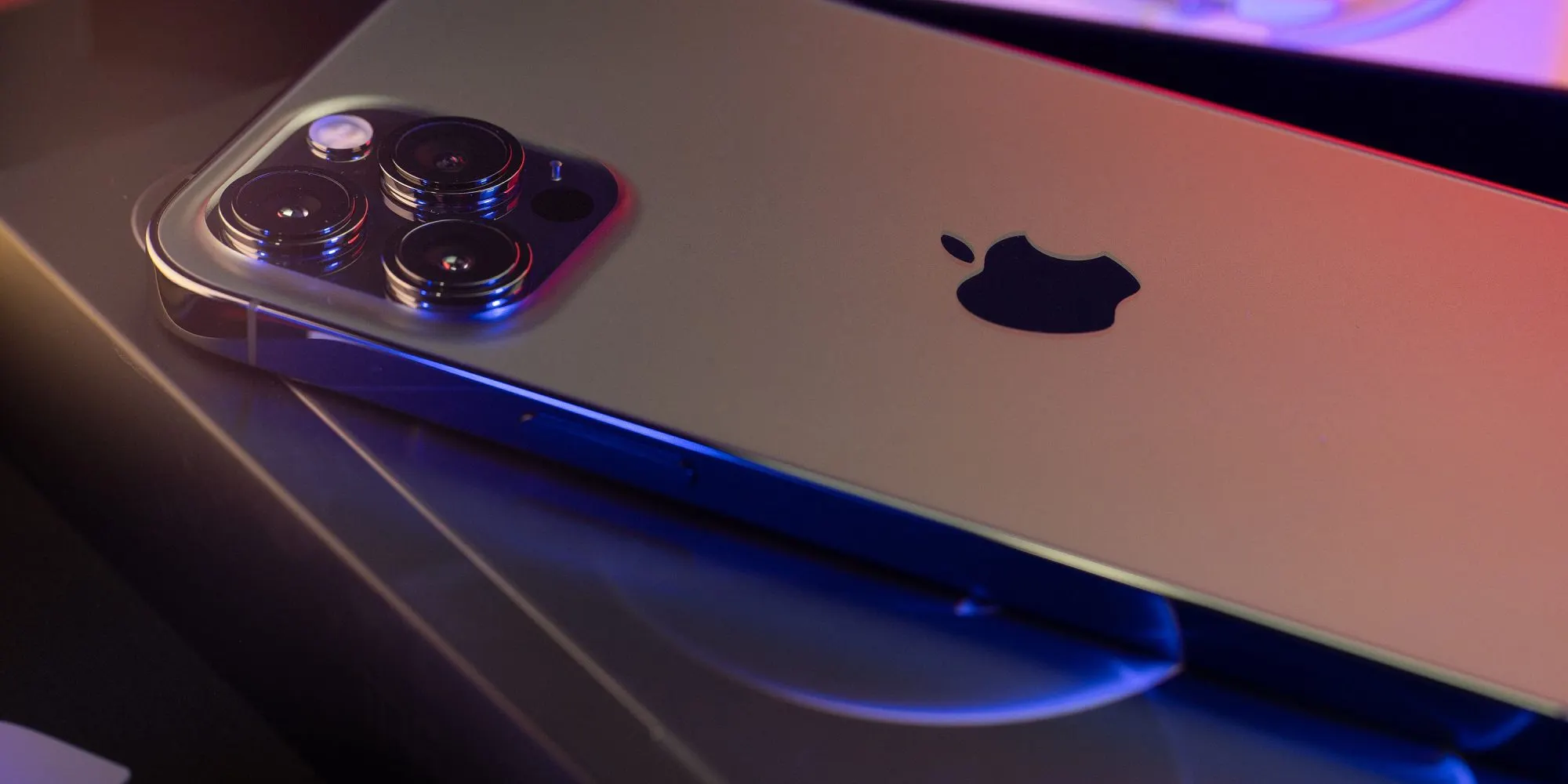 Сколько будет стоить iPhone 13? Ждать его или покупать 12-й?