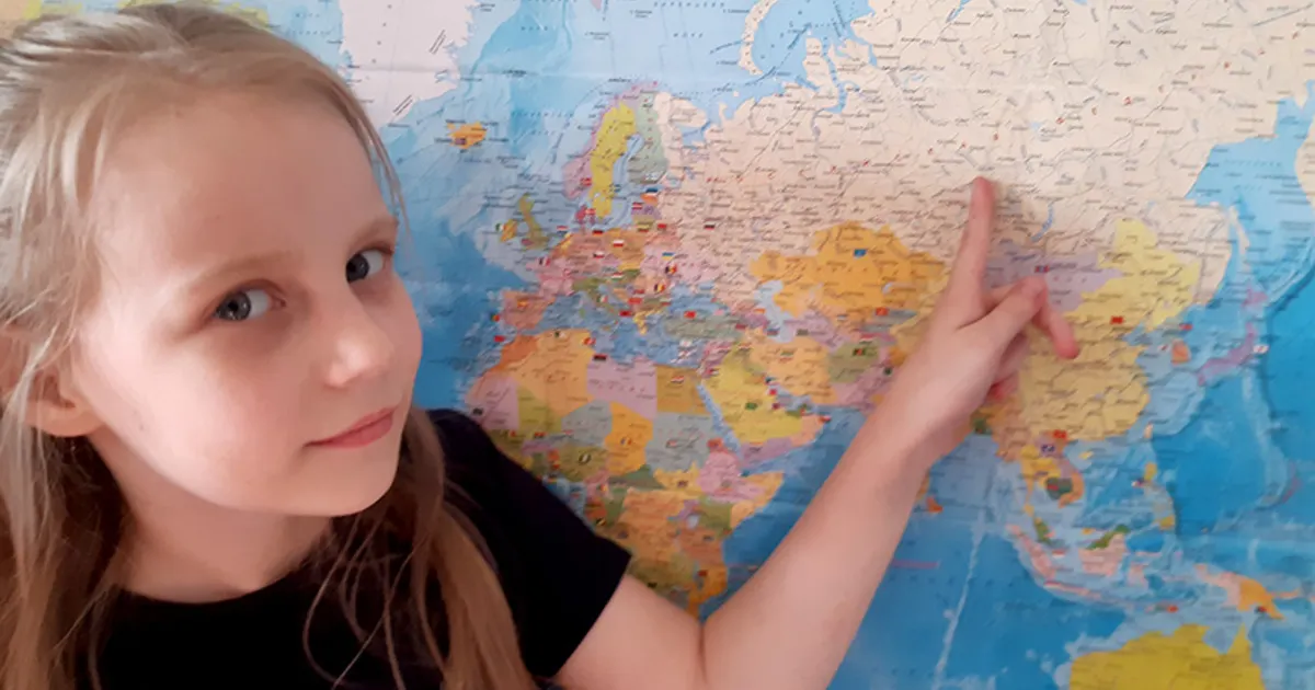 8-летняя Алиса Теплякова не поступила в МГУ. У нее слабый результат на ЕГЭ
