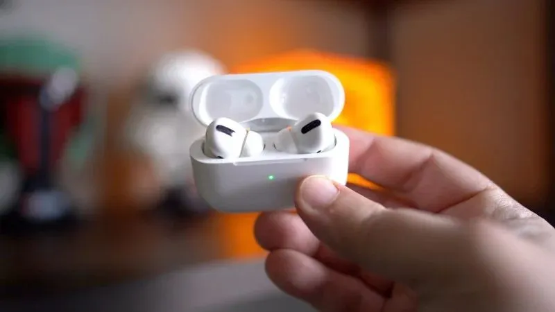 Все AirPods синхронно подешевели. Цены теперь феерически низкие