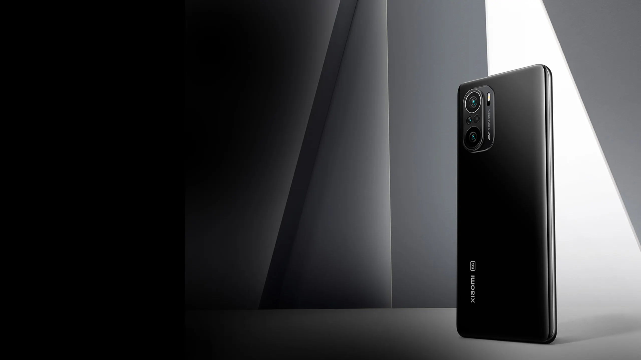 Xiaomi Mi 11i отдают на Алике с приличной скидкой. Флагманское железо по цене середняка