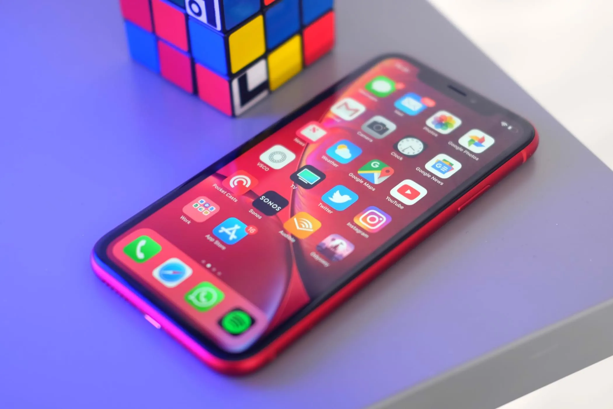 Почему iPhone заряжается только до 80%? Это не баг, а фича