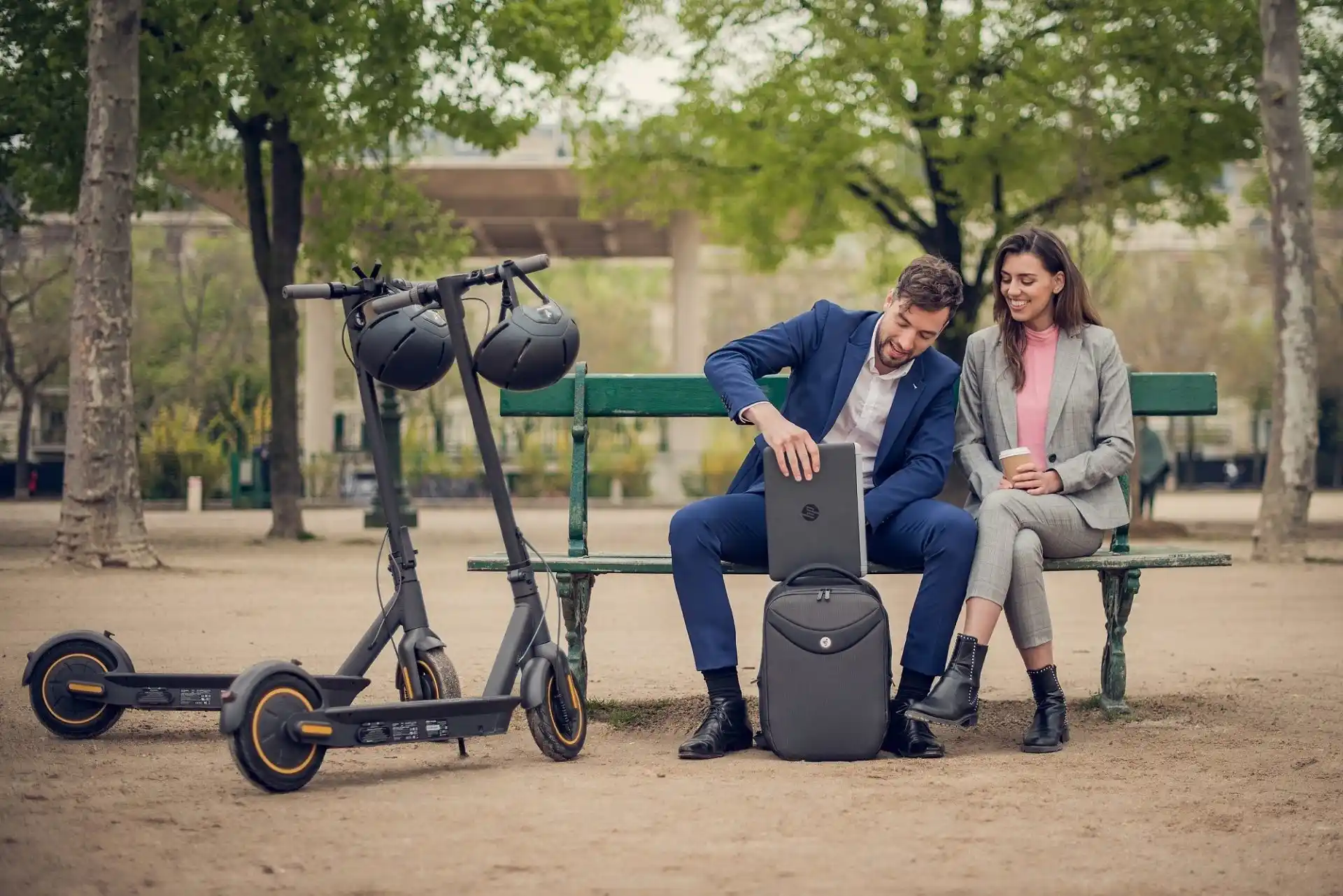 Электросамокат Xiaomi Ninebot Kickscooter рухнул в цене. Он избавит вас от пробок и сэкономит время