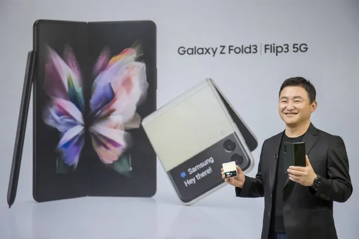 Вышли новые флагманы Samsung Galaxy. Это раскладушки, которые стоят на уровне топовых iPhone