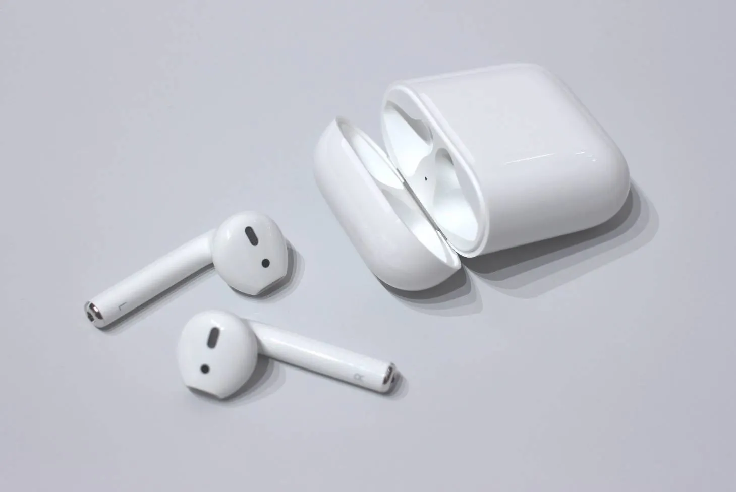 Как подслушать разговор с помощью iPhone и AirPods?