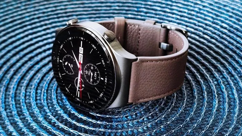 Huawei Watch GT 2 Pro рекордно подешевели. Самые стильные смарт-часы можно урвать за смешные деньги