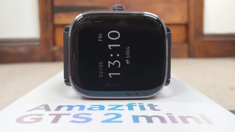 Amazfit GTS 2 mini можно урвать по минимальной цене. Самое время брать эти смарт-часы