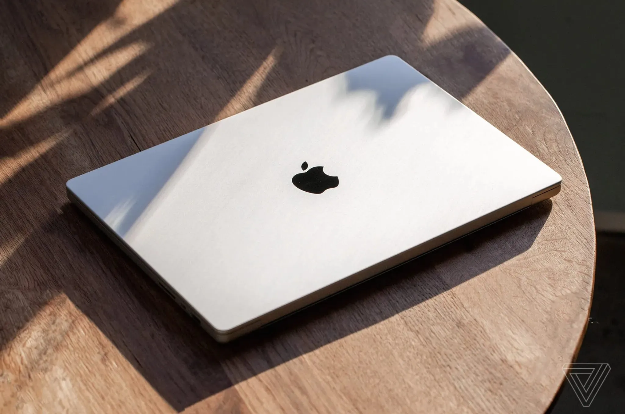 MacBook Pro на M1 Pro – самый мощный и крутой ноутбук на рынке. Здесь – ответы на главные вопросы о новой модели