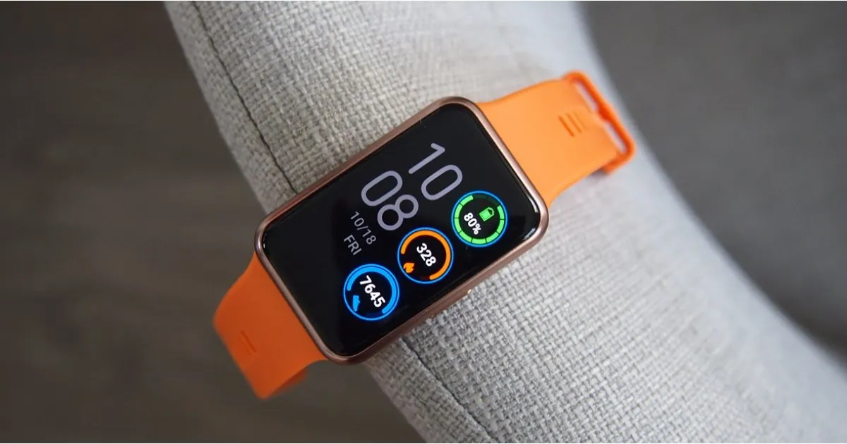 Huawei Watch Fit рекордно подешевели. Это лучшие смарт-часы бренда