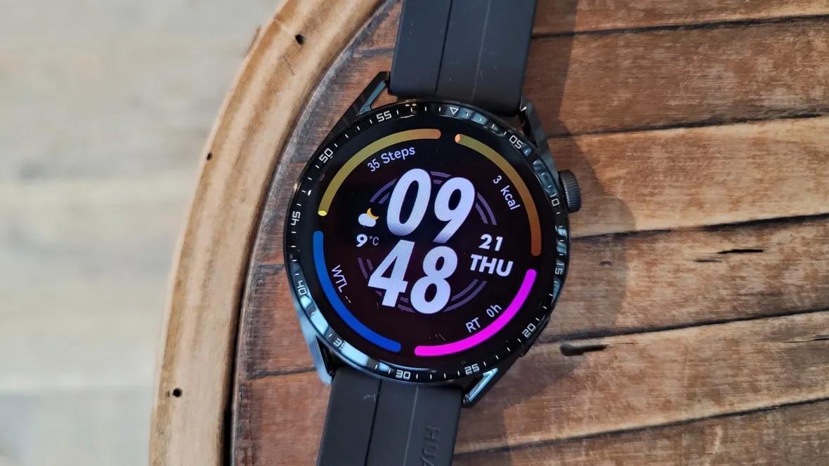 Huawei Watch GT3 скоро приедут в Россию. За предзаказ дают щедрые подарки