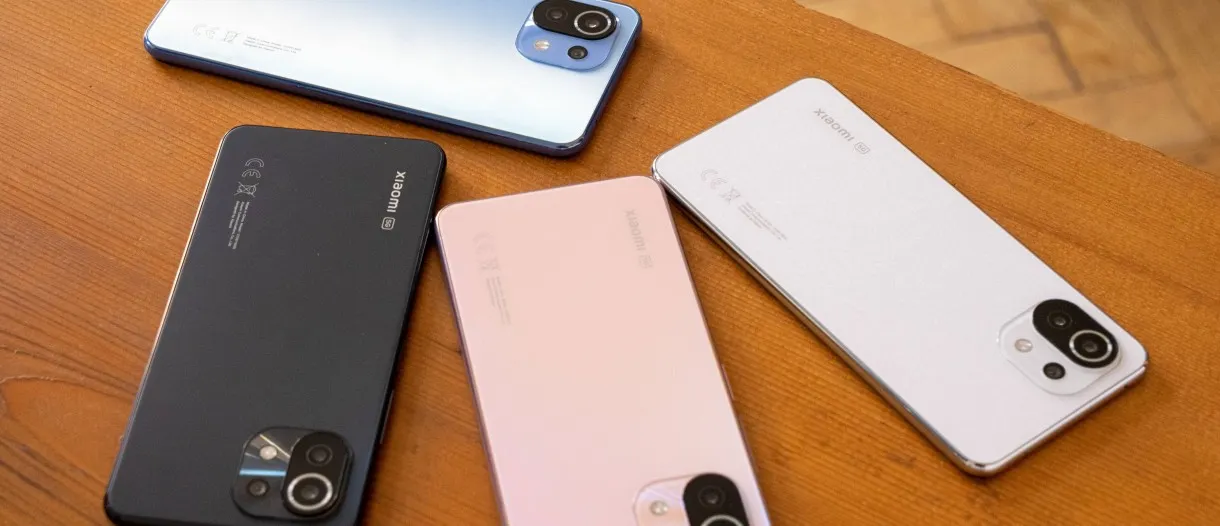От Xiaomi 11 Lite 5G NE избавляются на Tmall. Это один из лучших середняков на рынке
