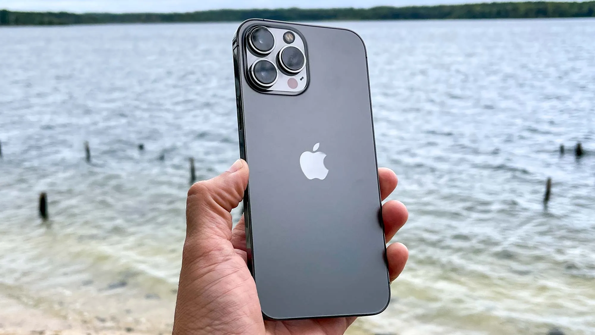 Еще одна причина для покупки iPhone 13. Он вообще не устареет через год