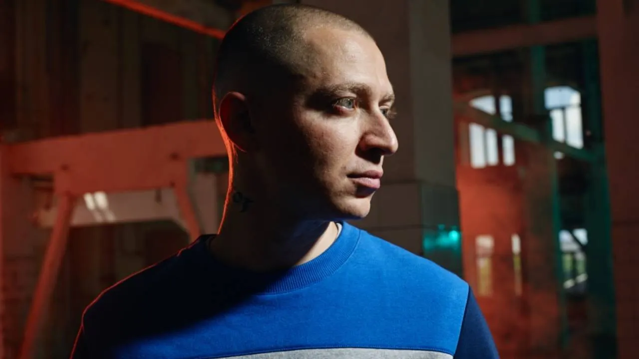 На микстейпе Оксимирона «Смутное время» всего два новых трека – «Мох» и «Колесо». Что в них?