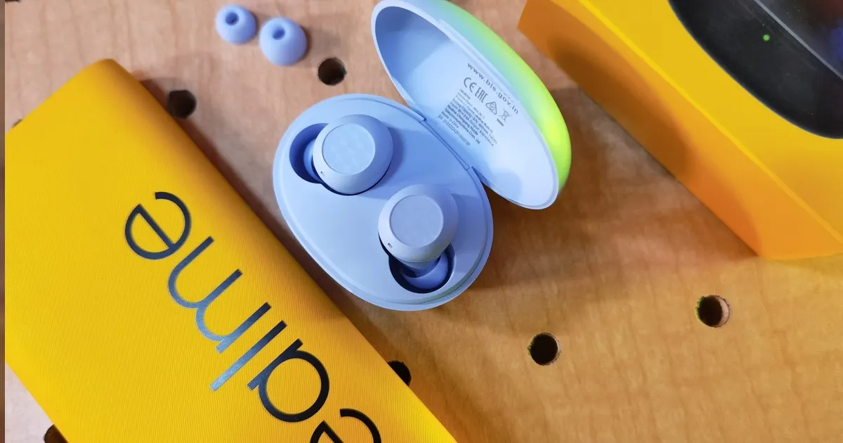 Realme Buds Q2 стоят копейки в Черную пятницу. Берем годные TWS-наушники за полцены