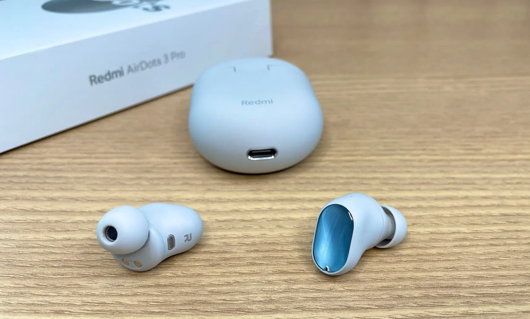Xiaomi Redmi Buds 3 Pro отдают с жирнейшим скидосом в Черную пятницу. Так дешево наушники еще не стоили
