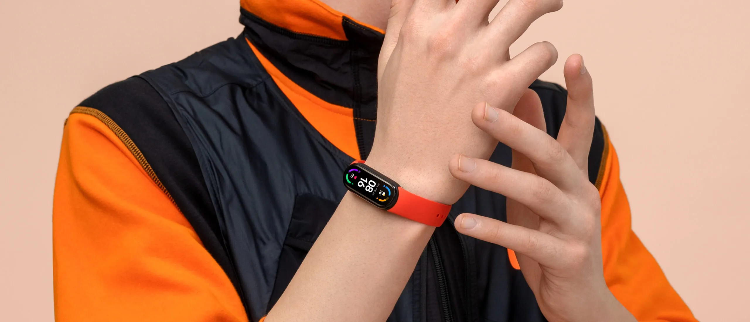 Xiaomi Mi Band 6 улетает по рекордно низкой цене. Экономим сразу кэс