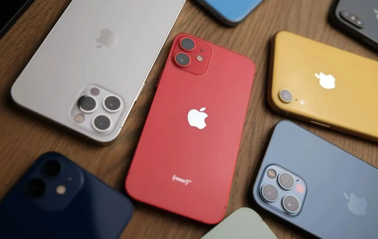 iPhone 12 mini с бесконечной памятью снова подешевел. Идеальный подарок на Новый год