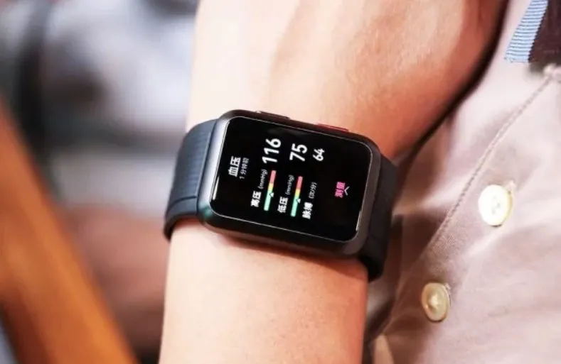 Huawei Watch D – настоящие часы мечты. У них есть две королевские фичи